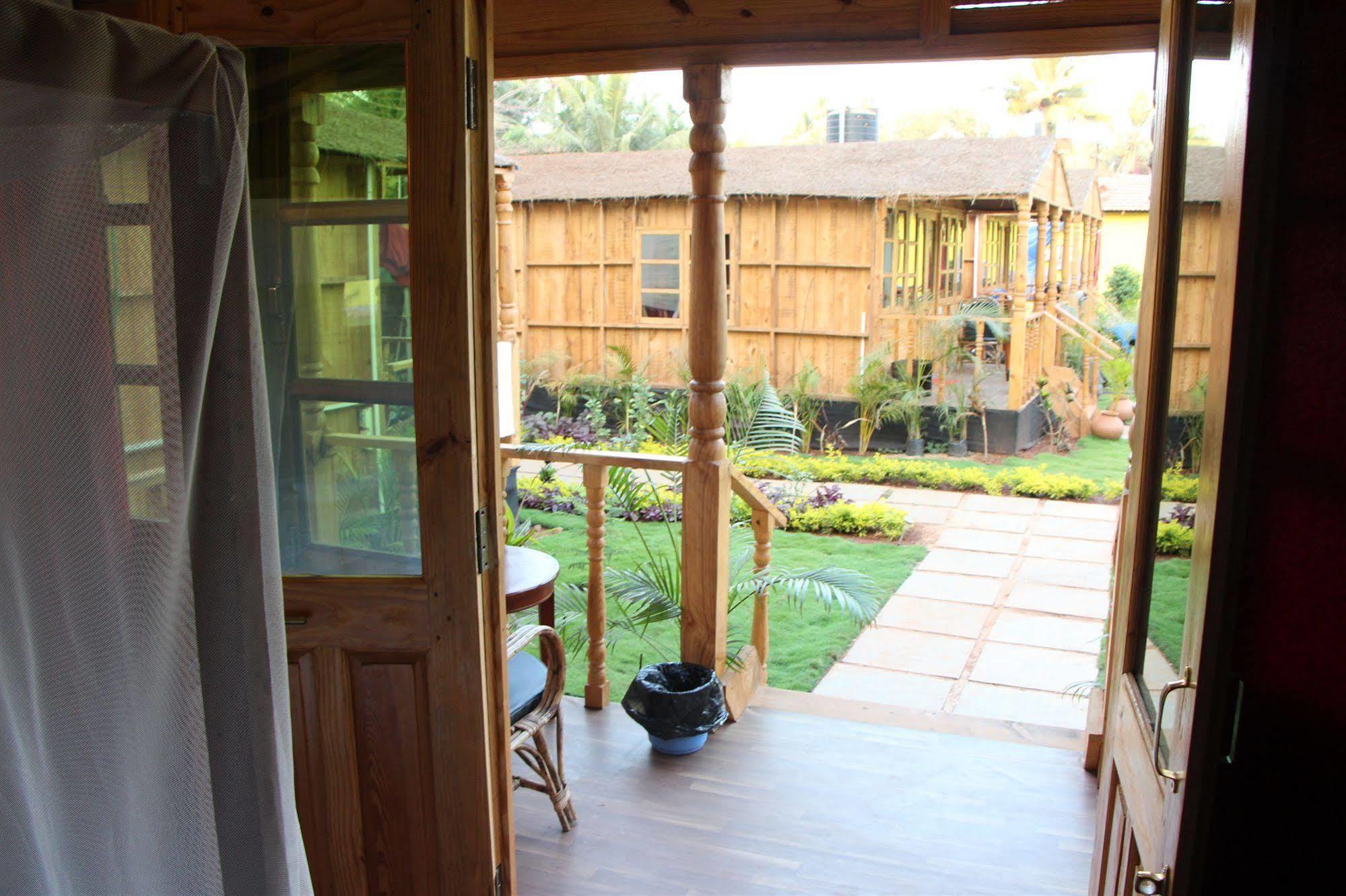Neptune Point Premium Cottages Palolem Eksteriør billede